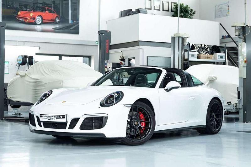 Gebraucht Porsche 911 Carrera 4 GTS Targa 450 PS (330 kW) 2019 Pure white Cabrio