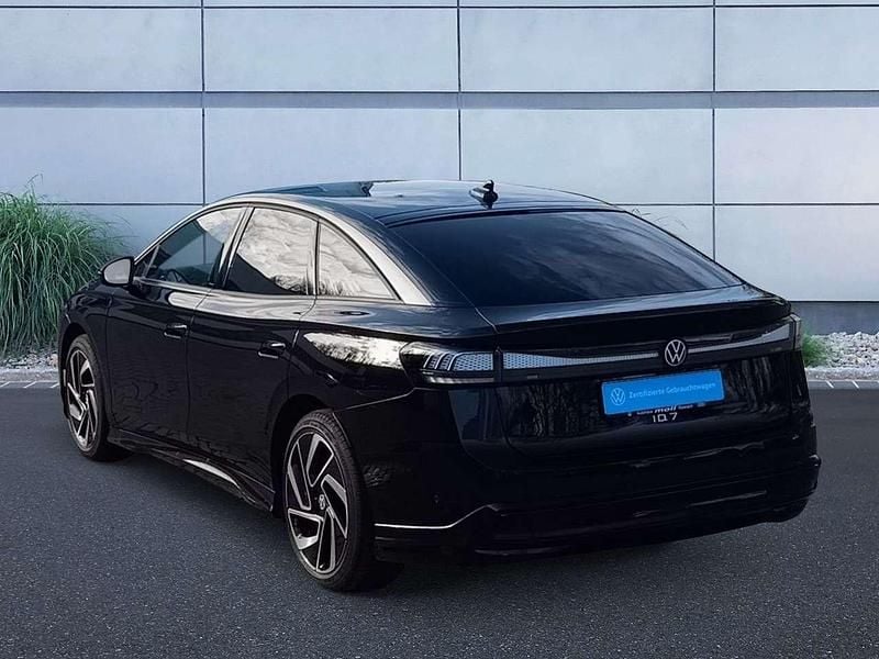 Używany VW ID.7 Pro 210 kW (286 KM) 2024 Czarny Hatchback