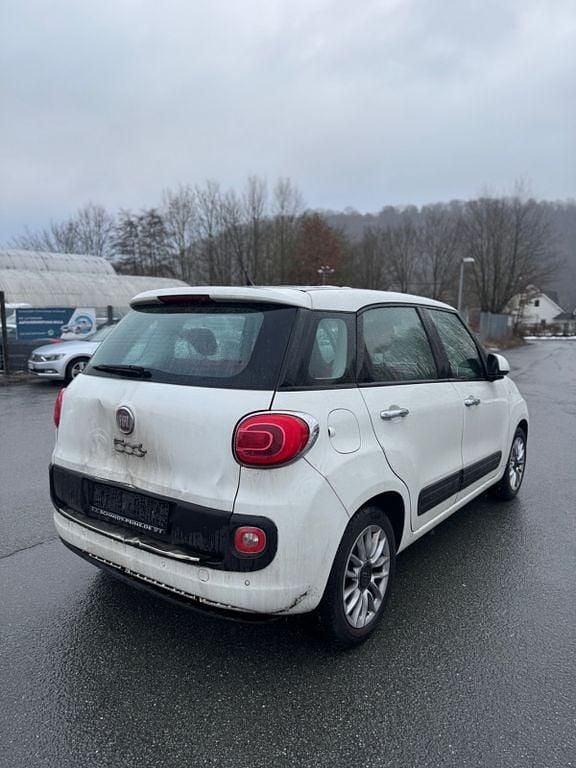 Gebraucht Fiat 500L Easy 95 PS (69 kW) 2012 Weiß Van / Kleinbus