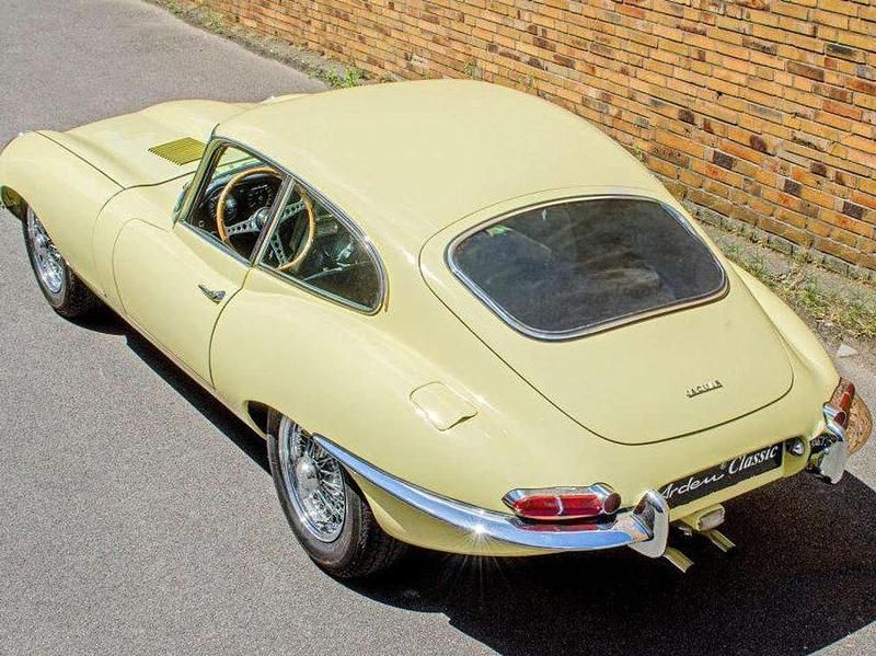Gebraucht Jaguar E-Type 265 PS (194 kW) 1963 Gelb Coupé