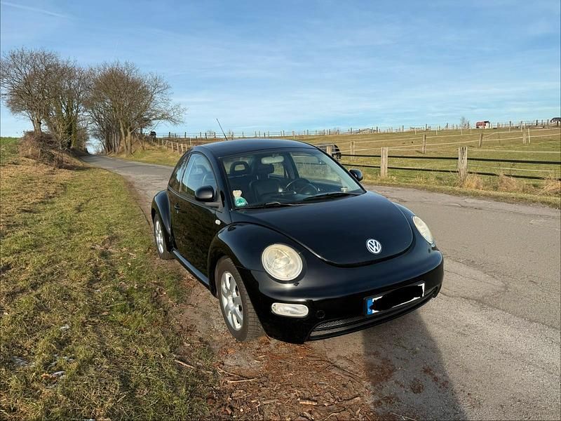 Gebraucht VW New Beetle Highline 116 PS (85 kW) 1999 Schwarz Kleinwagen
