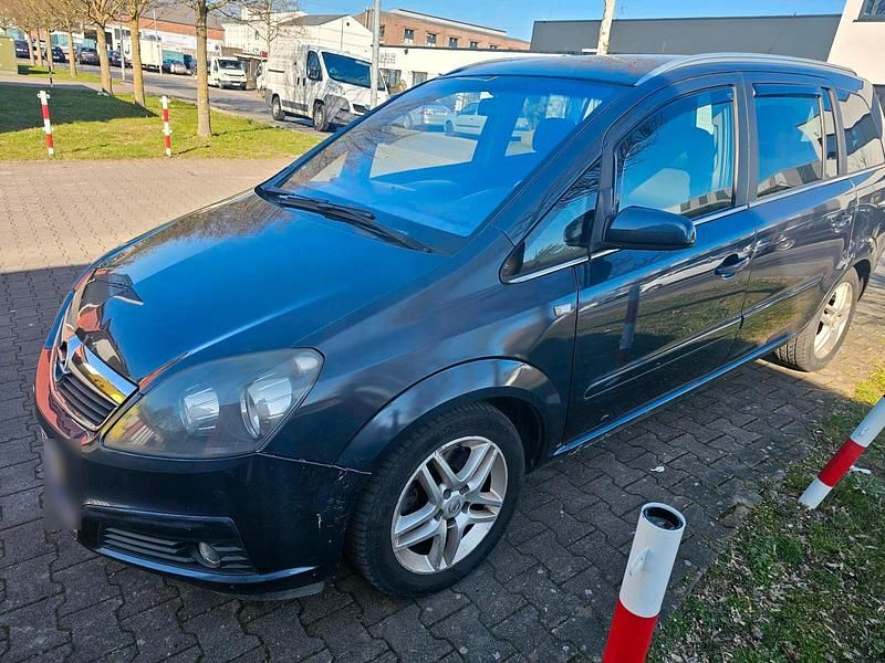 Gebraucht Opel Zafira 150 PS (110 kW) 2007 Grau Van / Kleinbus
