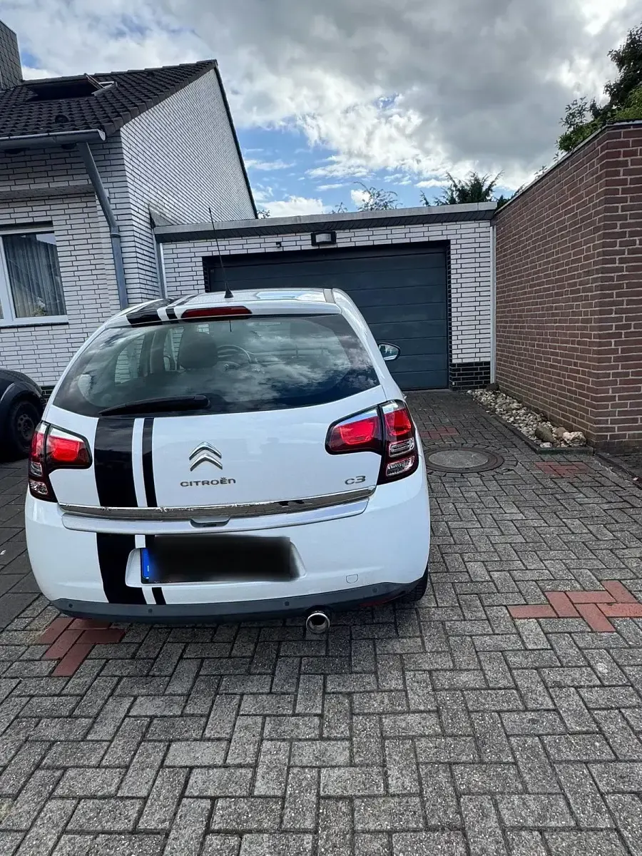 Gebraucht Citroën C3 68 PS (50 kW) 2014 Weiß Kleinwagen