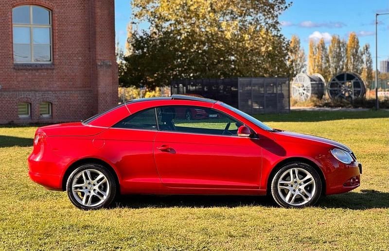 Gebraucht VW Eos 140 PS (102 kW) 2006 Rot Cabrio
