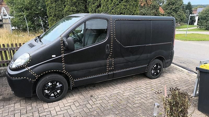 Braun Gebraucht 2007 Renault Trafic Van | 3.900 € (Guter Preis) - Bild 1/4