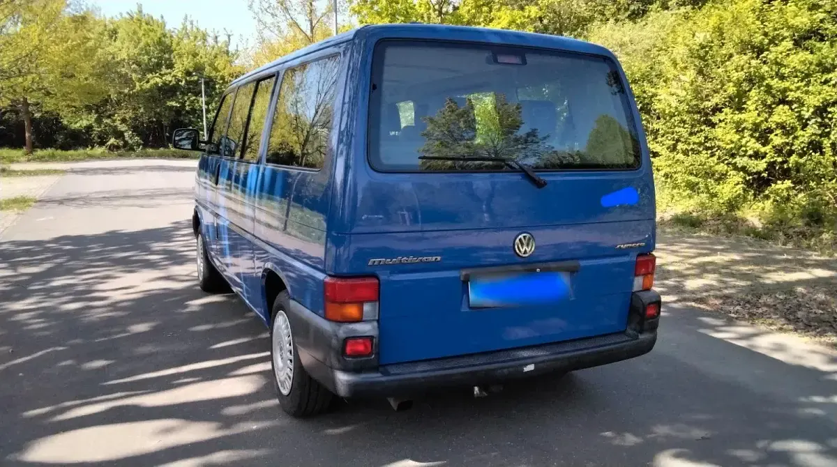 Gebraucht VW Multivan 116 PS (85 kW) 2001 Blau Van / Kleinbus