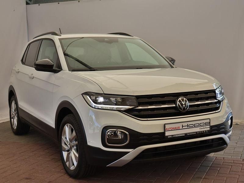 Gebraucht VW T-Cross Move 110 PS (80 kW) 2023 Weiß SUV