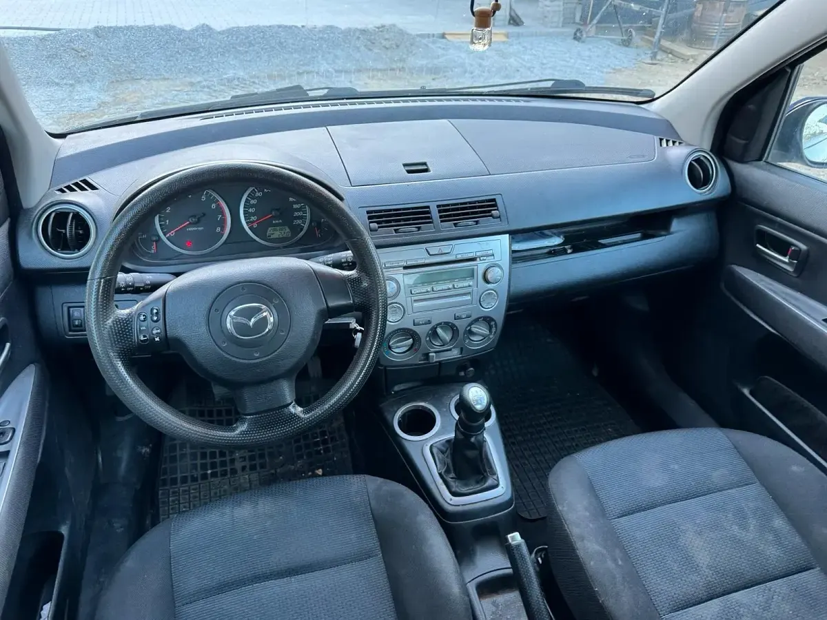 Brugt Mazda 2 75 HK (55 kW) 2005 Blå Hatchback