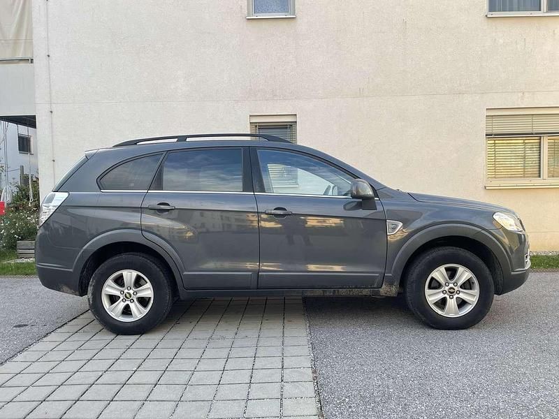 Gebraucht Chevrolet Captiva LS 126 PS (92 kW) 2010 SUV
