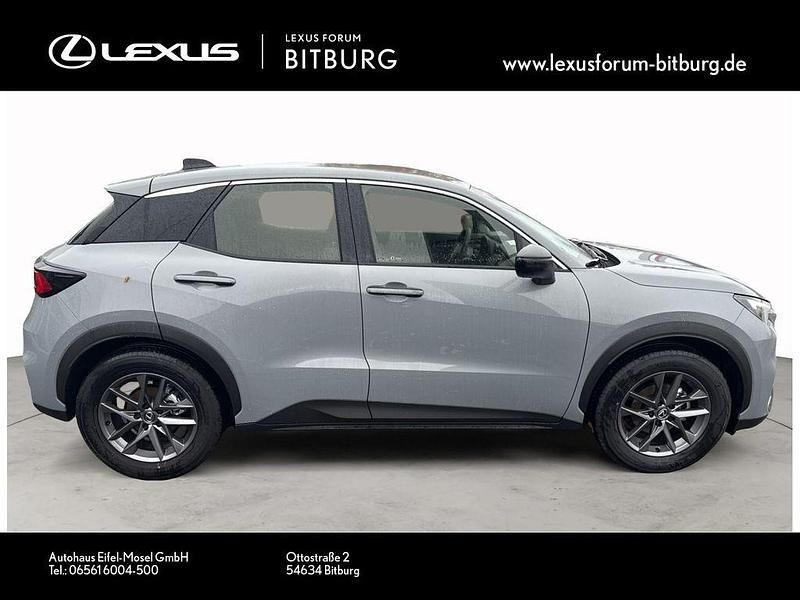 Neu Lexus LBX 136 PS (100 kW) 2025 Grau SUV