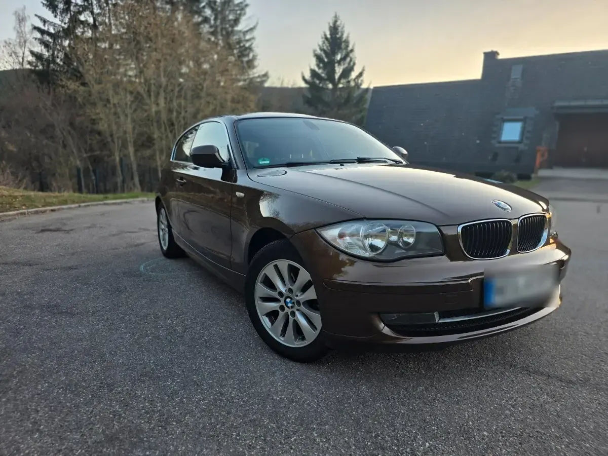 Second-hand BMW 116 122 CP (89 kW) 2010 Maro Hatchback