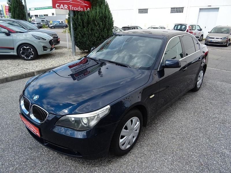 Blau Gebraucht 2005 BMW 523 Limousine | 3.990 € (Superpreis) - Bild 1/4