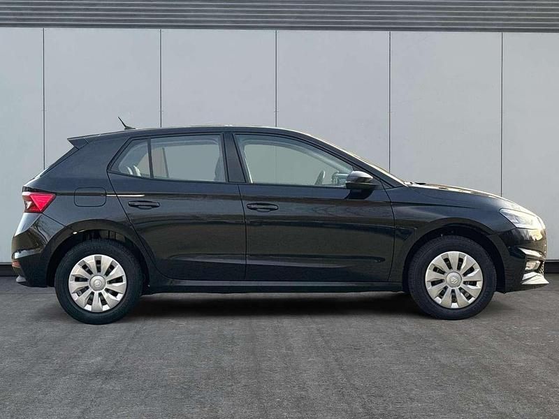 Neu Skoda Fabia Selection 95 PS (69 kW) 2025 Blackmagic perleffekt Limousine