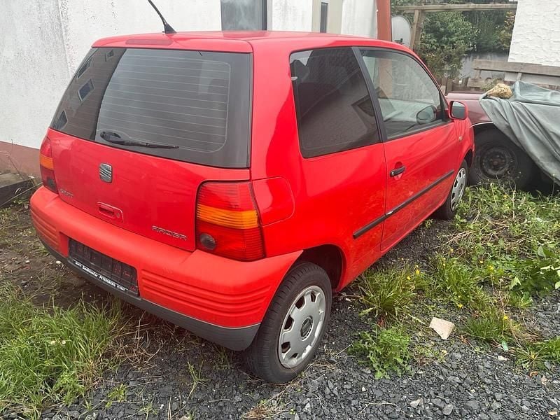 Rot Gebraucht 2000 Seat Arosa Kleinwagen | 790 € (Guter Preis) - Bild 1/4
