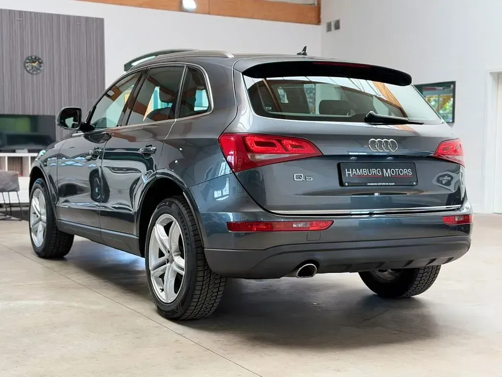 Second-hand Audi Q5 S-Line 190 CP (139 kW) 2017 Gri SUV