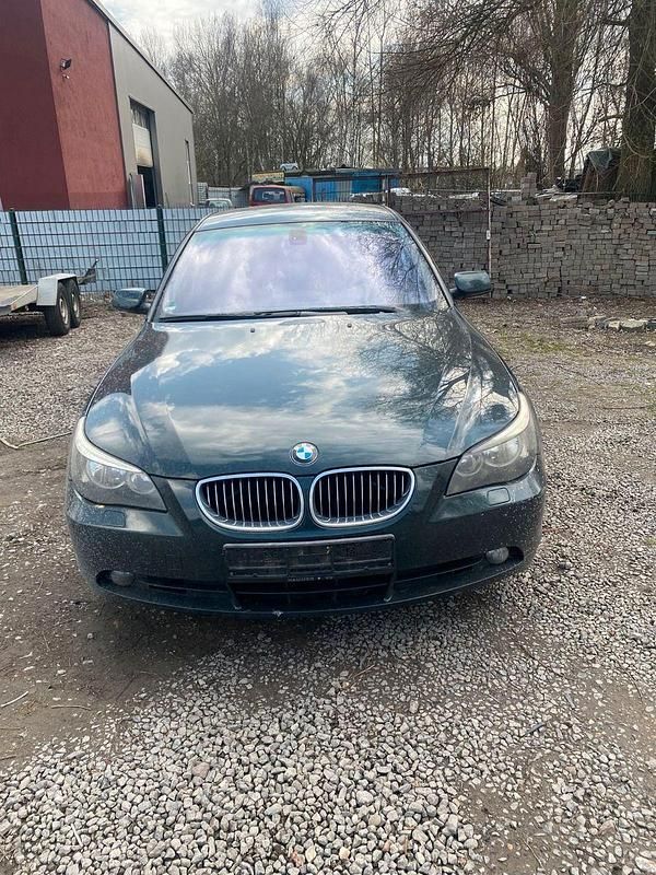 Gebraucht BMW 525 218 PS (160 kW) 2006 Grün Limousine