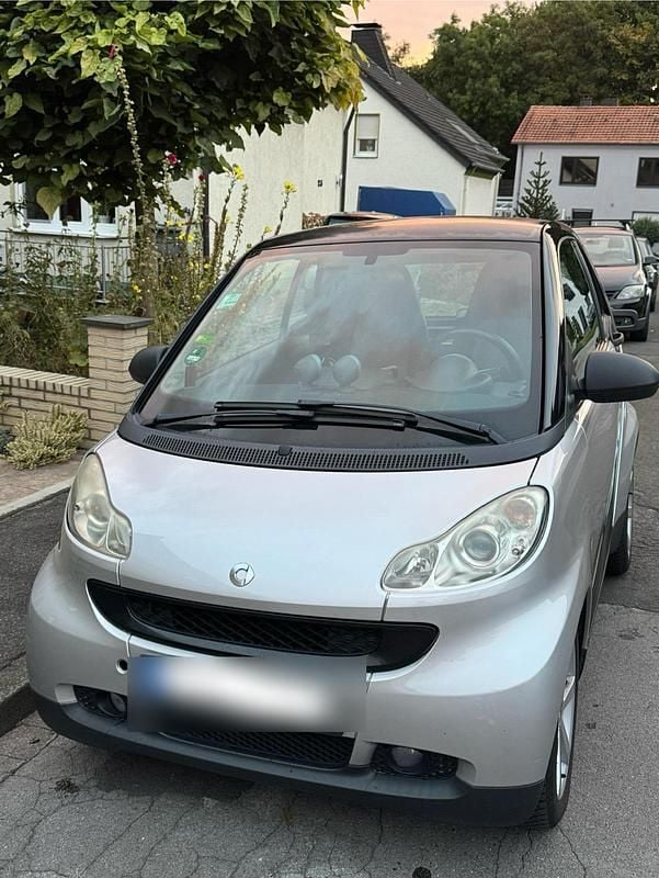 Grau Gebraucht 2008 Smart ForTwo Coupé Coupé | 3.000 € (Fairer Preis) - Bild 1/4