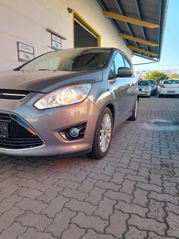 Braun Gebraucht 2014 Ford Grand C-Max Titanium Van / Kleinbus | 5.500 € - Bild 1/4