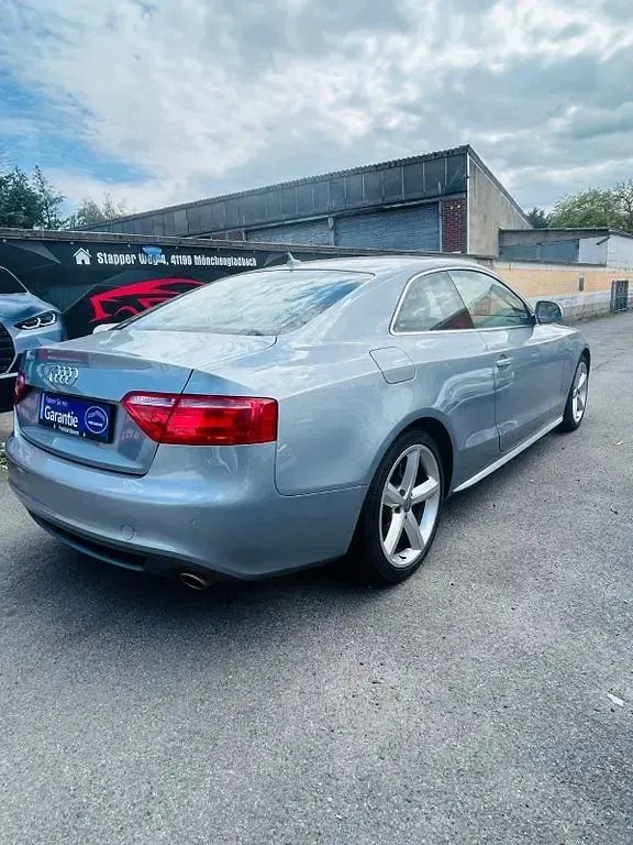 Gebraucht Audi A5 Sport 190 PS (139 kW) 2010 Silber Coupé