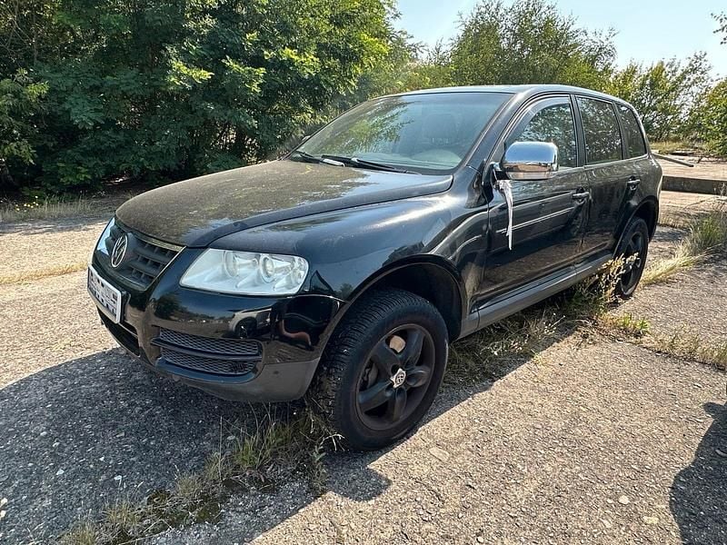 Schwarz Gebraucht 2004 VW Touareg SUV | 3.000 € (Guter Preis) - Bild 1/4