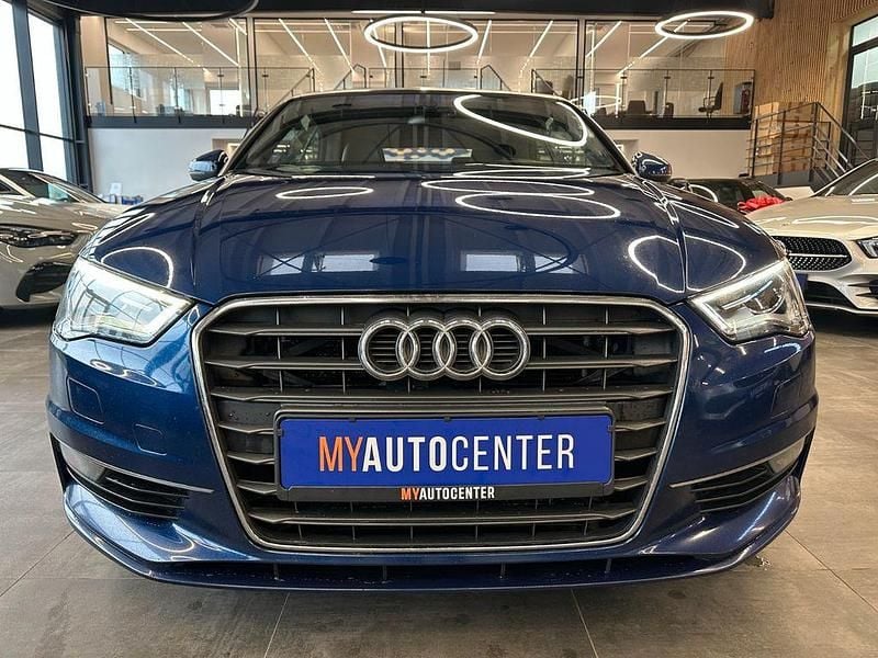 Gebraucht Audi A3 Cabriolet Ambiente 150 PS (110 kW) 2014 Blau Cabrio