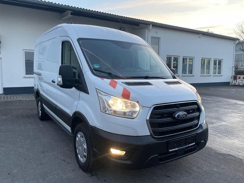 Gebraucht Ford Transit 131 PS (96 kW) 2021 Frozen white Van / Kleinbus