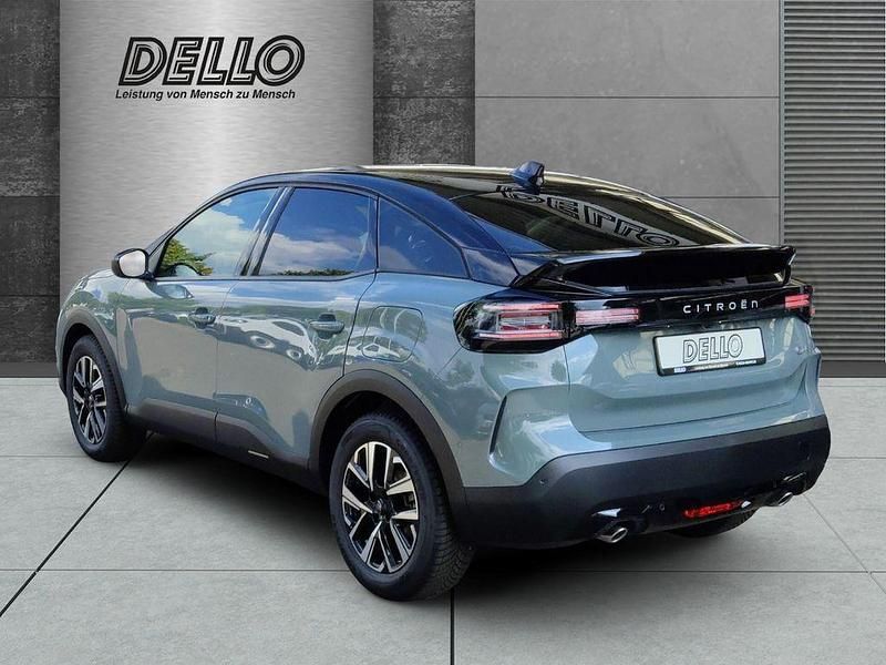 Neu Citroën C4 145 PS (106 kW) 2026 Grün SUV