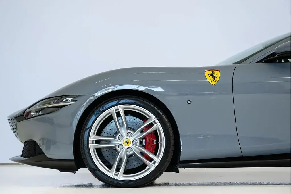 Second-hand Ferrari Roma 620 CP (456 kW) 2022 Gri Coupe