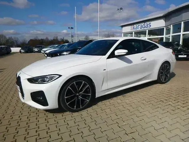 Używany BMW 420 Performance 190 KM (139 kW) 2022 Biały Coupe
