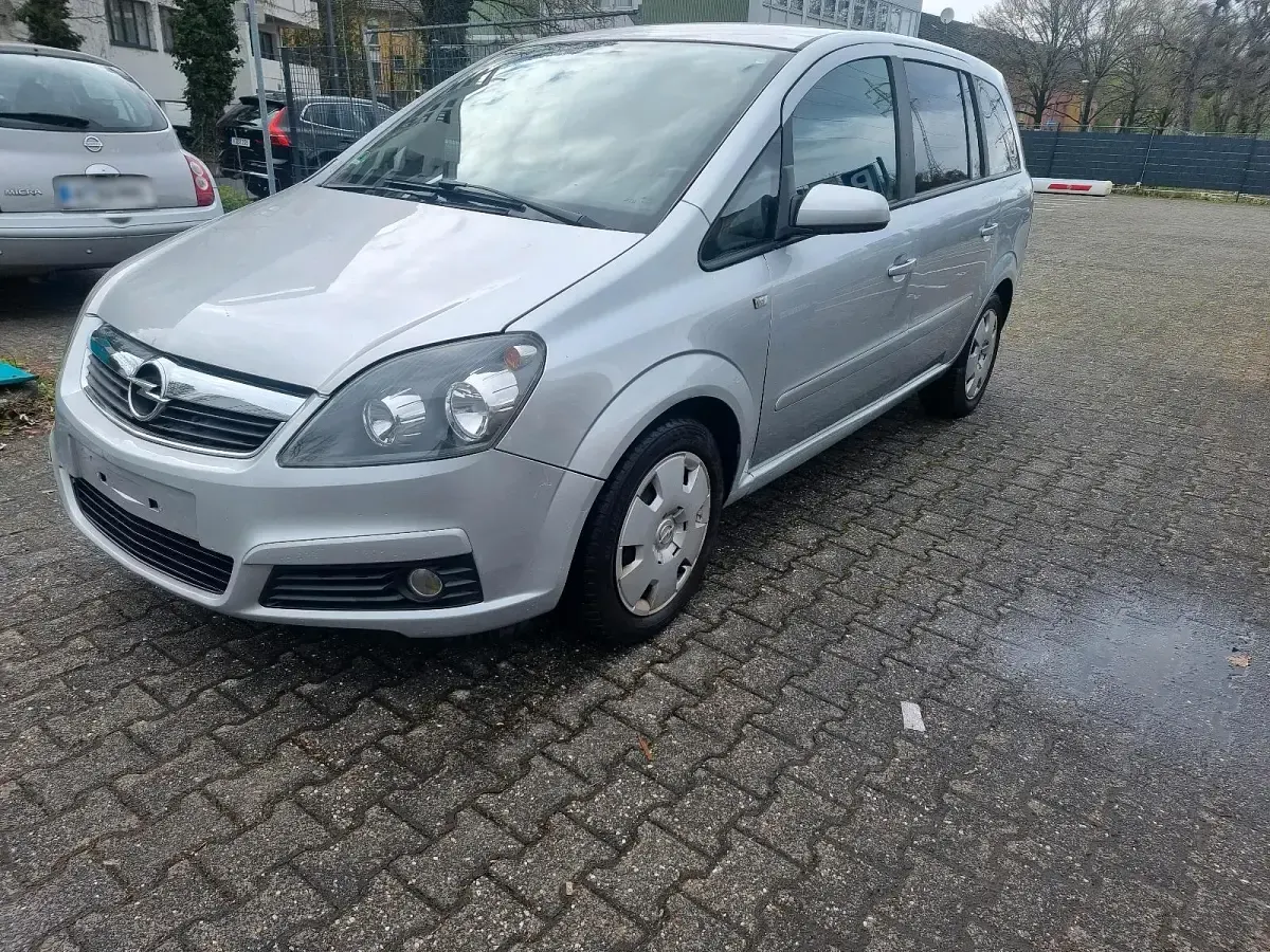 Gebraucht Opel Zafira 140 PS (102 kW) 2006 Silber Van / Kleinbus