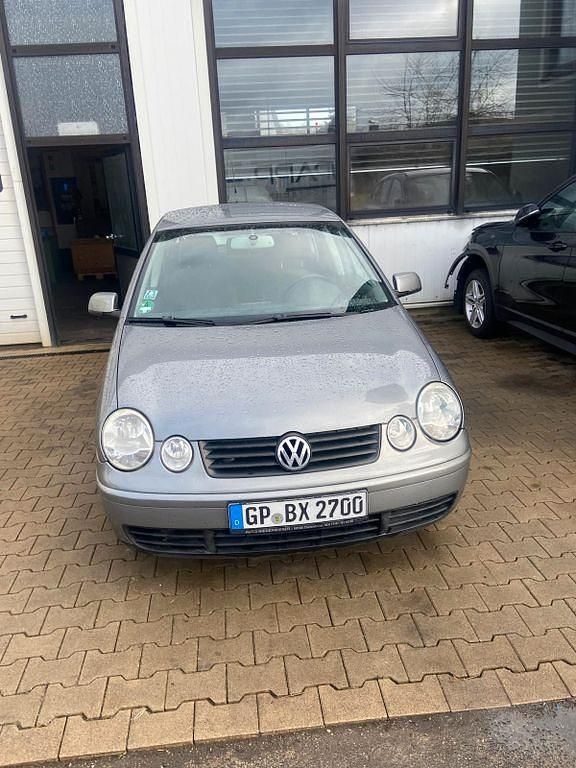 Gebraucht VW Polo Cricket 64 PS (47 kW) 2004 Grau Kleinwagen