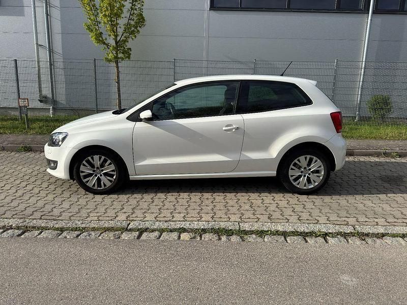 Gebraucht VW Polo Life 60 PS (44 kW) 2013 Weiß Kleinwagen