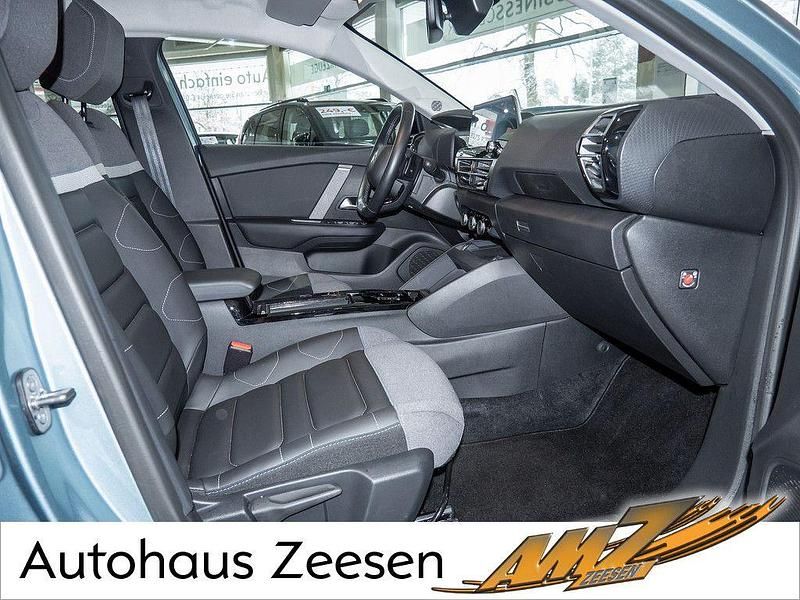 Second-hand Citroën C4 PureTech 131 CP (96 kW) 2023 Albastru Berlinǎ