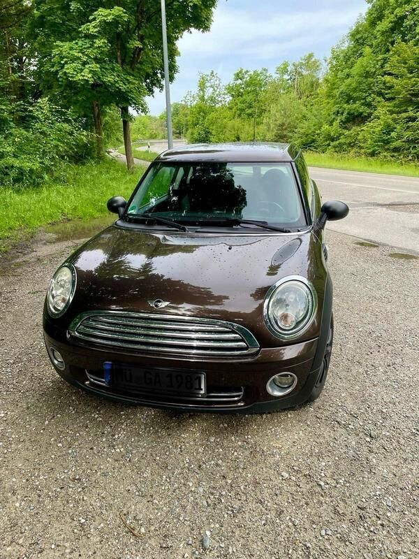 Braun Gebraucht 2009 Mini Clubman Kombi | 5.500 € - Bild 1/4