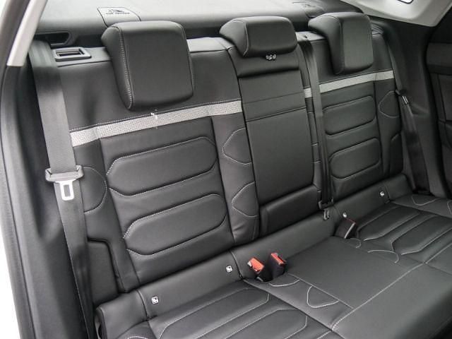 Gebraucht Citroën e-C4 Shine 100 kW (136 PS) 2023 Weiss Limousine