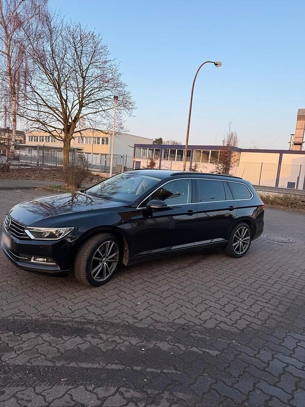Gebraucht VW Passat Comfortline 150 PS (110 kW) 2016 Kombi