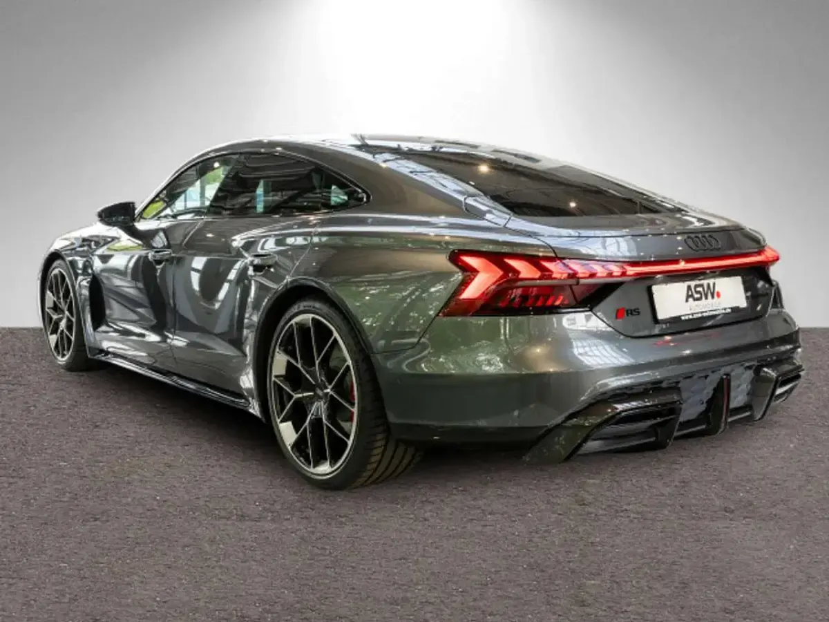 Neu Audi RS e-tron GT Performance 680 kW (925 PS) 2026 Daytonagrau perleffekt Limousine