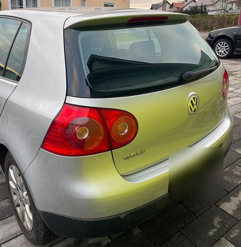 Gebraucht VW Golf IV 115 PS (84 kW) 2004 Silber Limousine