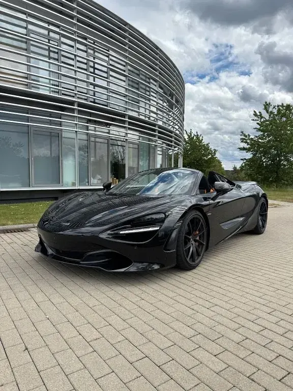 Gebraucht McLaren 720S 721 PS (530 kW) 2023 Schwarz Cabrio