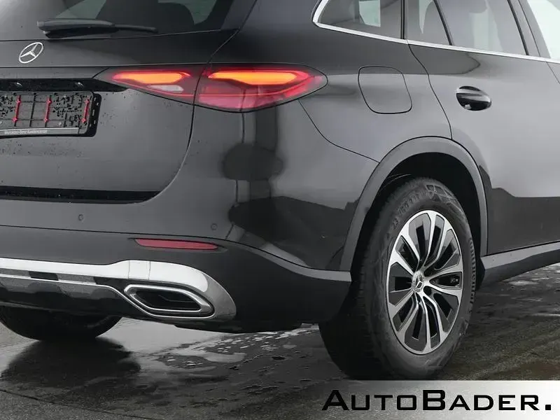 Gebraucht Mercedes GLC220 Avantgarde 197 PS (144 kW) 2025 197 lack obsidianschwarz (metallic) SUV
