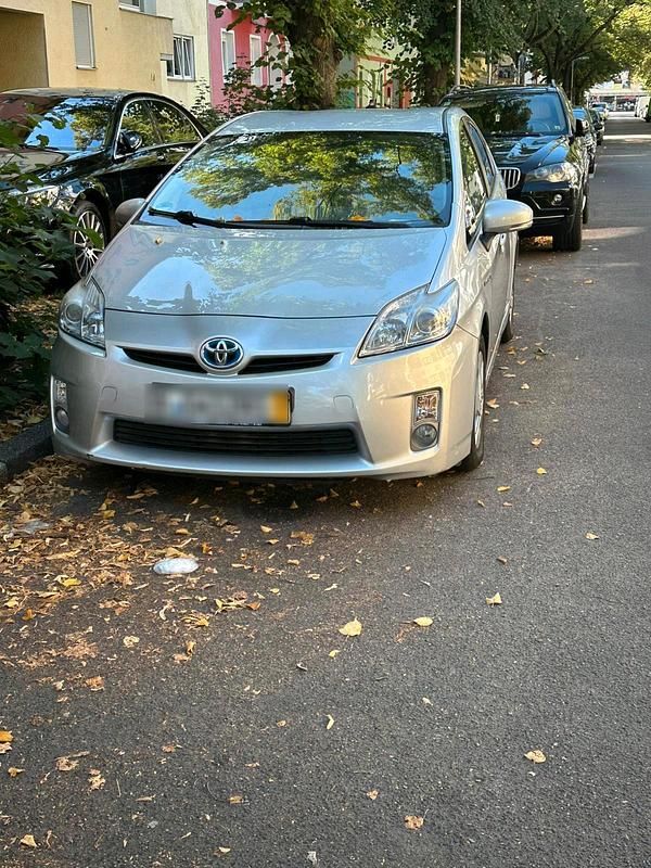 Grau Gebraucht 2009 Toyota Yaris Kombi | 5.800 € - Bild 1/4