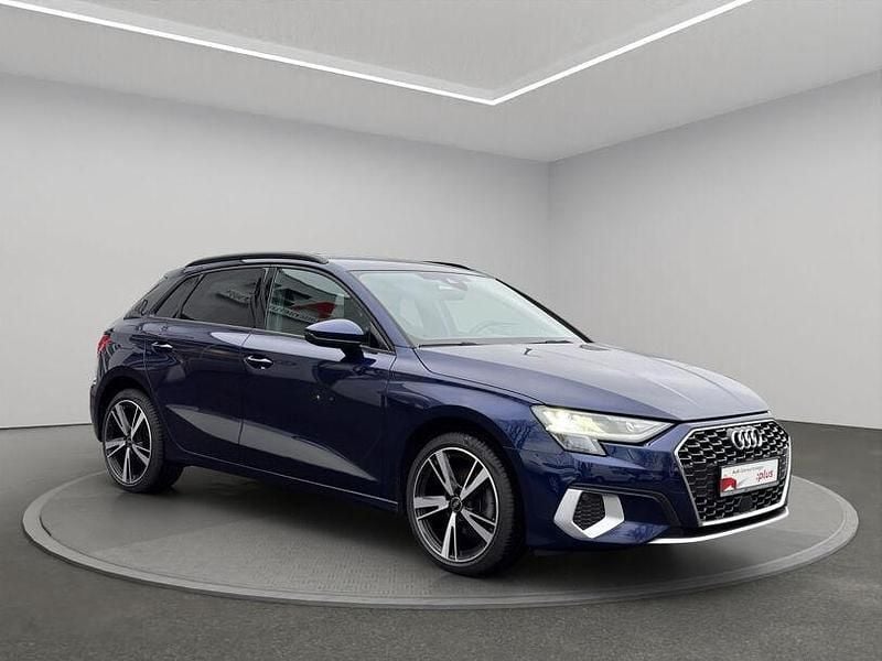 Gebraucht Audi A3 Advanced 110 PS (80 kW) 2023 Blau Limousine