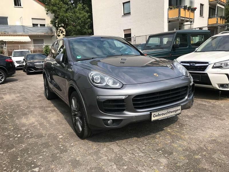 Meteorgrau Gebraucht 2016 Porsche Cayenne S SUV | 32.690 € (Guter Preis) - Bild 1/4