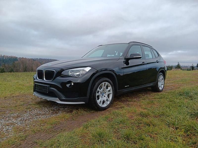 Schwarz Gebraucht 2014 BMW X1 SUV | 8.950 € (Fairer Preis) - Bild 1/4
