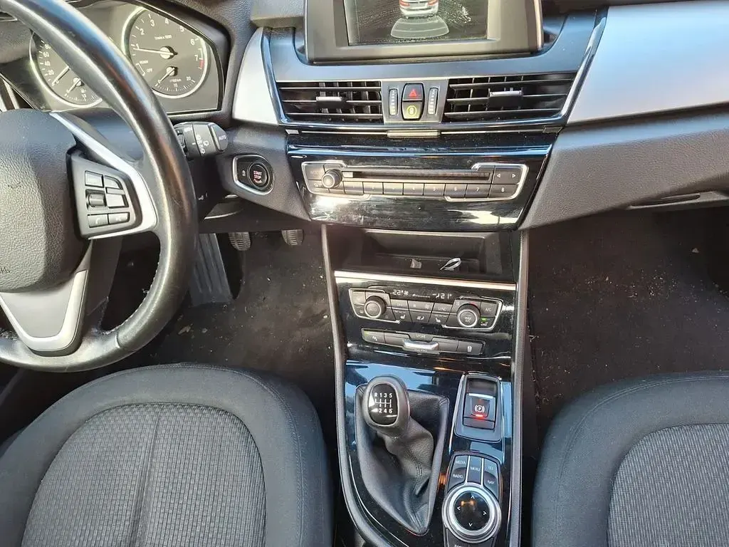 Gebraucht BMW 216 Active Tourer 102 PS (75 kW) 2016 Grau Van / Kleinbus