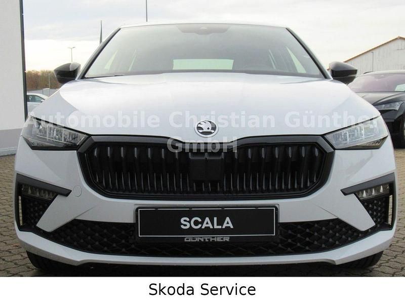 Neu Skoda Scala Selection 116 PS (85 kW) 2025 Weiß Kleinwagen