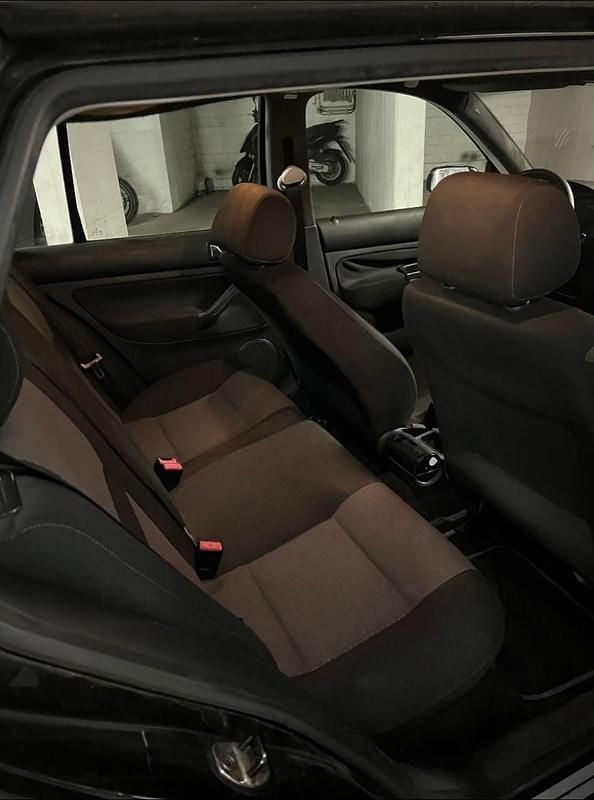 Gebraucht VW Golf IV 75 PS (55 kW) 2003 Schwarz Kleinwagen