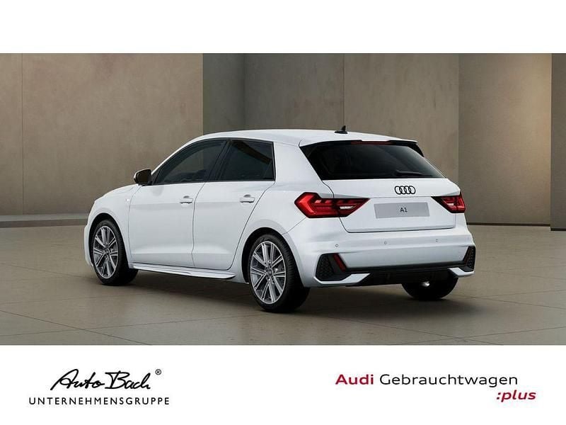 Gebraucht Audi A1 Sportback S-Line 116 PS (85 kW) 2025 Gletscherweiß metallic Kleinwagen