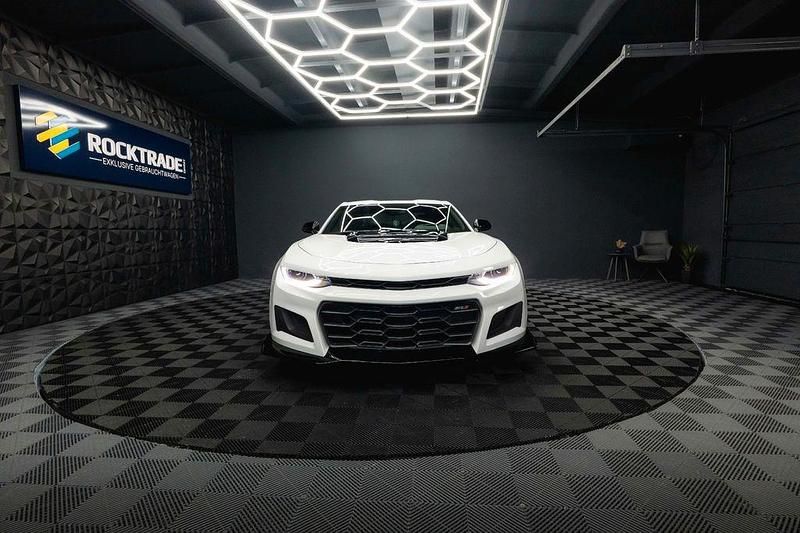 Gebraucht Chevrolet Camaro ZL1 LT 461 PS (339 kW) 2022 Weiß Coupé