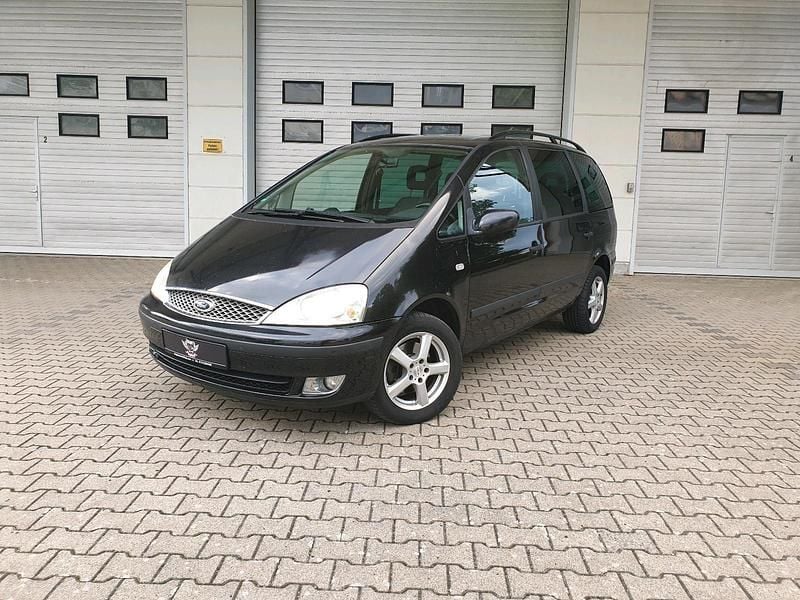 Schwarz Gebraucht 2005 Ford Galaxy Van / Kleinbus | 4.500 € (Teuer) - Bild 1/4